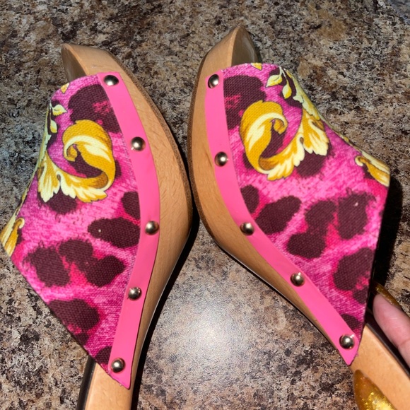 VERSACE PALAZZO BAROQUE SLIP ON HEELS - Picture 3 of 8